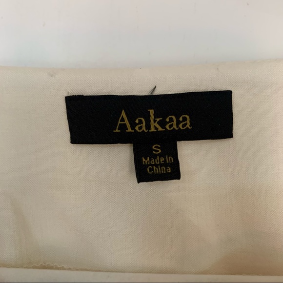 Aakaa Embroidered Tassel Tunic size small - Picture 3 of 5